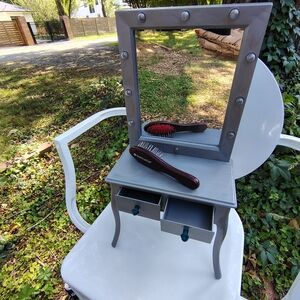 AMERICAN GIRL TEENEY LIGHT UP VANITY MIRRORED WITH DRAWERS NEW AM BRUSH